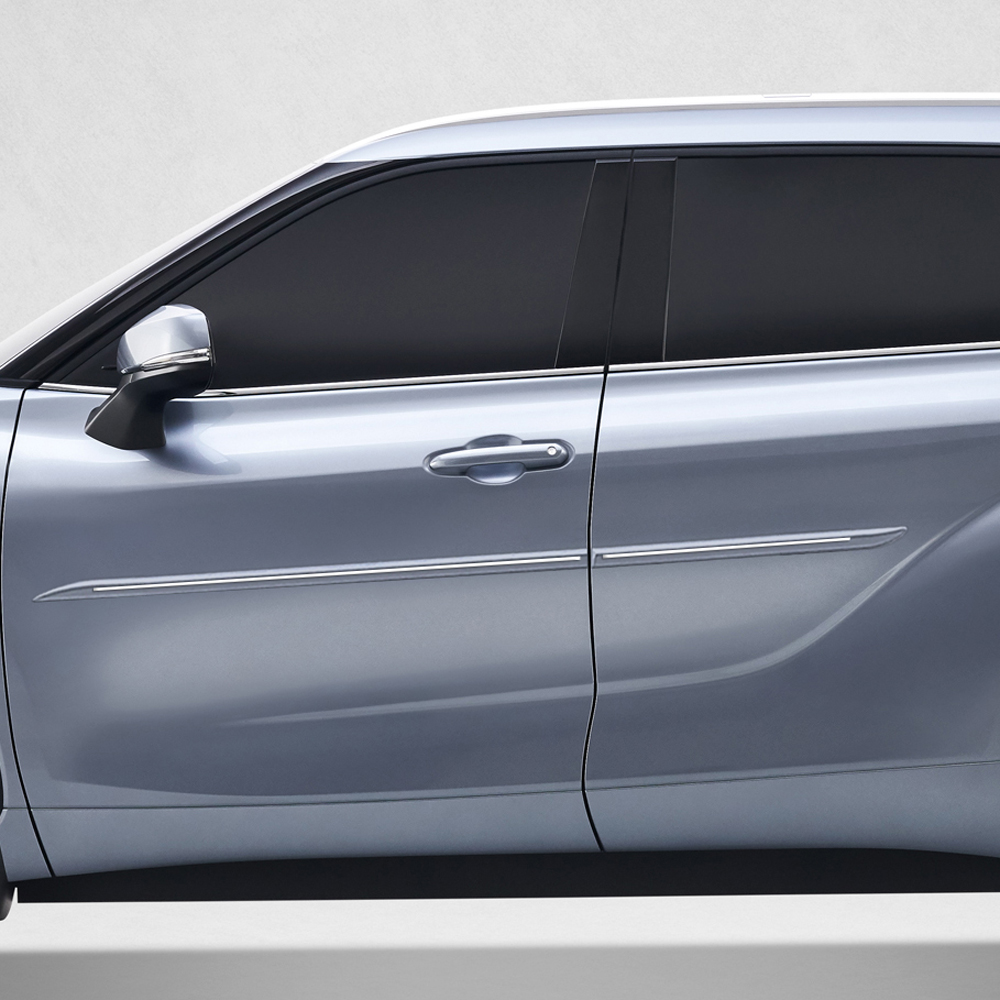 Toyota Highlander ChromeLine Painted Body Side Molding 2020